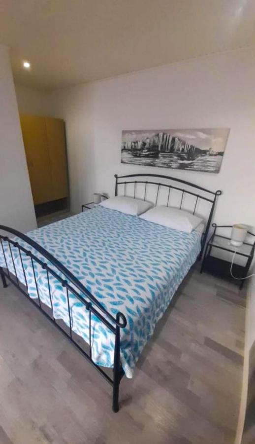 מאקרסקה Apartmani Maris מראה חיצוני תמונה